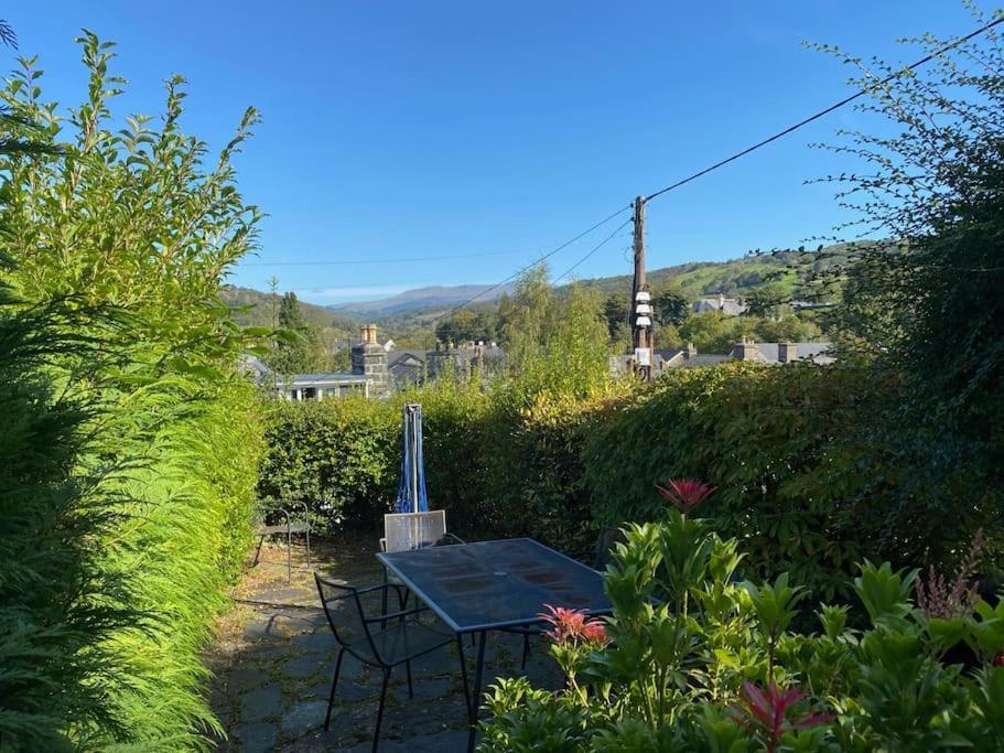 Dolgellau Townhouse 2 Minutes To Town & Mountainsヴィラ エクステリア 写真